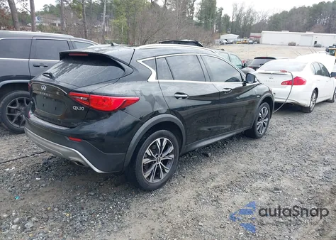 2017 Infiniti Qx30 Premium z USA, uszkodzony, nr VIN SJKCH5CR8HA022604